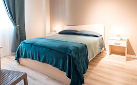B&B Viktoria City House
